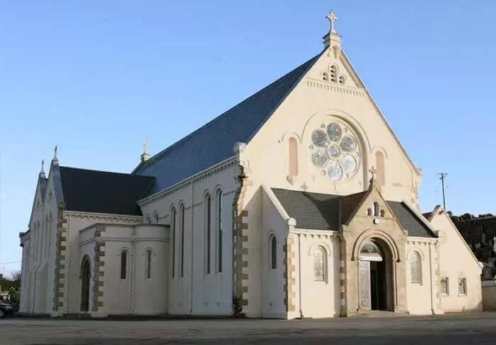 Church of the Holy Family, Ardara